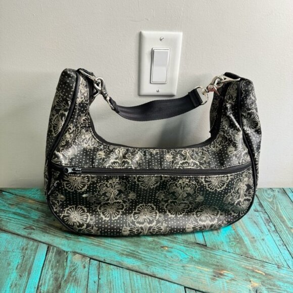 Petunia Pickle Bottom Diaper Bag - Picture 7 of 10